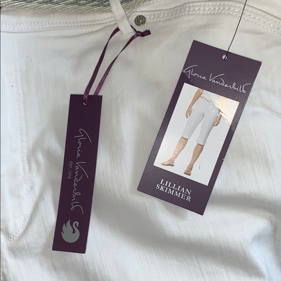 Gloria Vanderbilt Lilian Belted Skimmer - Picture 4 of 4